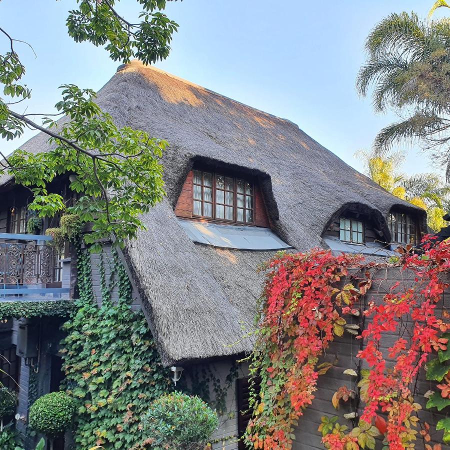 Waterhouse Guest Lodge In Waterkloof Pretoria-Noord Eksteriør billede