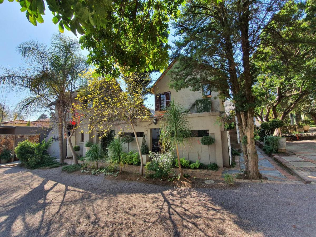 Waterhouse Guest Lodge In Waterkloof Pretoria-Noord Eksteriør billede