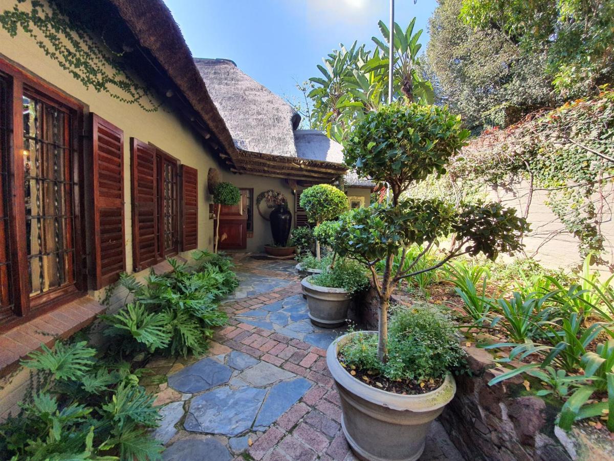 Waterhouse Guest Lodge In Waterkloof Pretoria-Noord Eksteriør billede