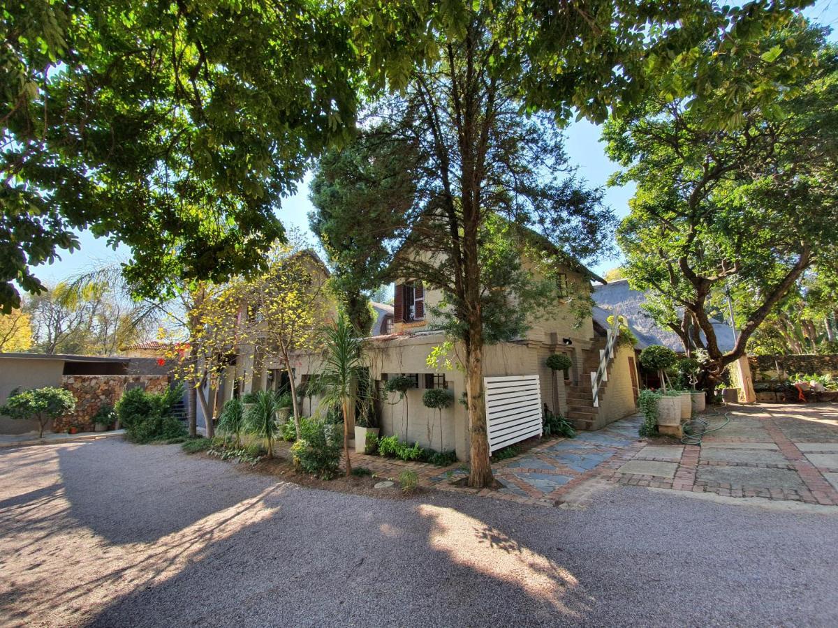 Waterhouse Guest Lodge In Waterkloof Pretoria-Noord Eksteriør billede